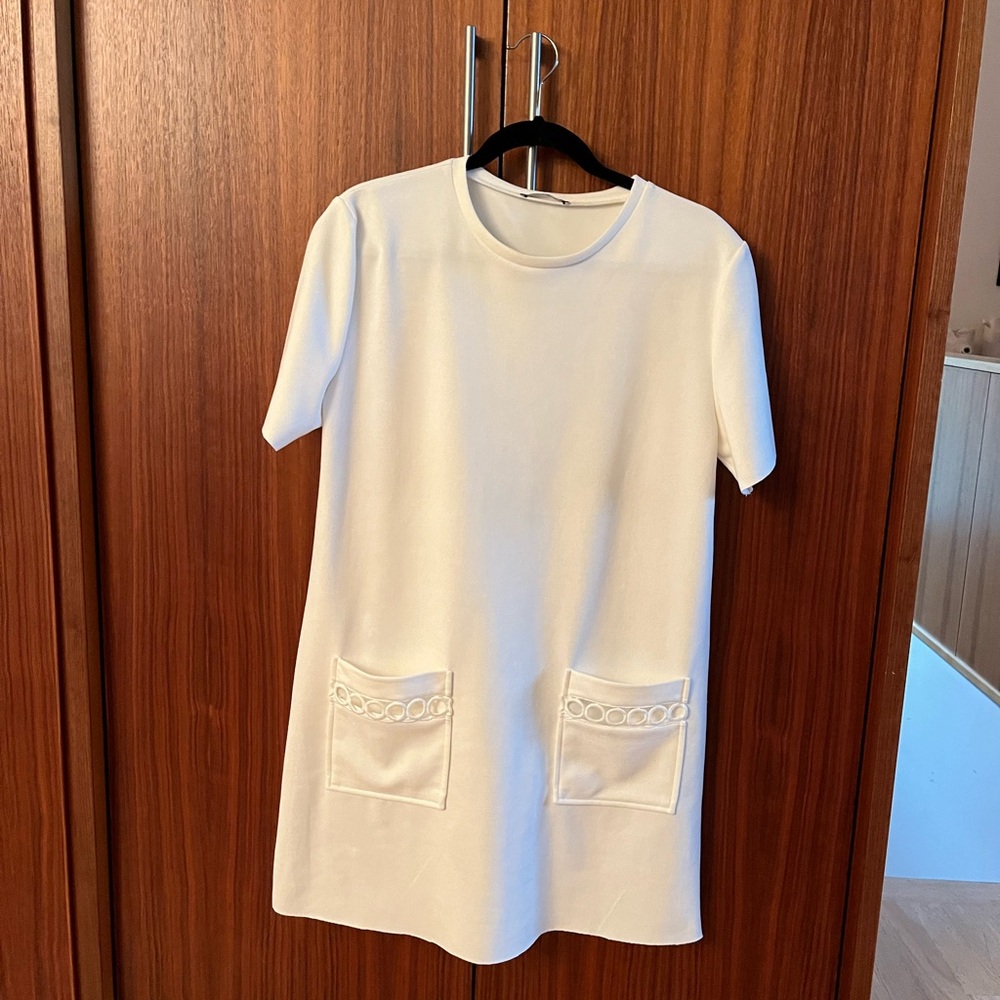Zara Ivory Short Sleeve Dress